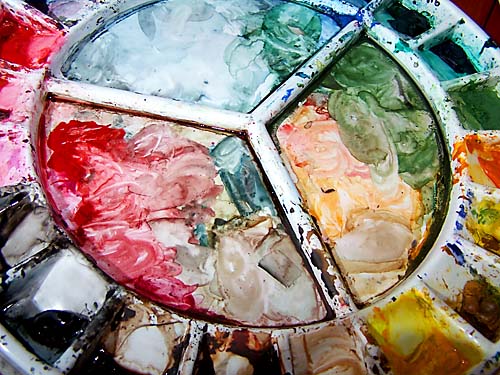 watercolour paints wheel pallet