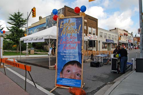 2008 Acton Leathertown Festival - setting up on Mill Street East
