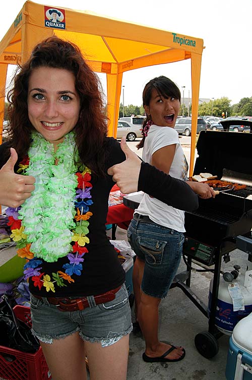 2008 Halton Hills High Schools fundraiser barbecue and car wash for ECO expedition to Peruvian rainforest